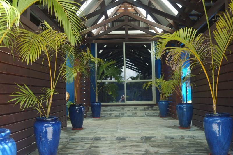 Return To Paradise Resort & Spa Matautu Exterior photo
